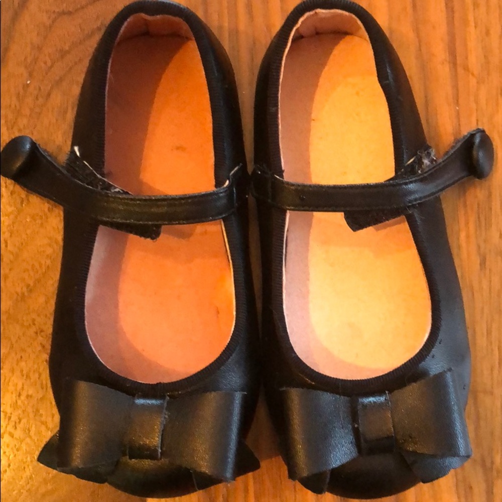 Black Mary Janes toddler size 5